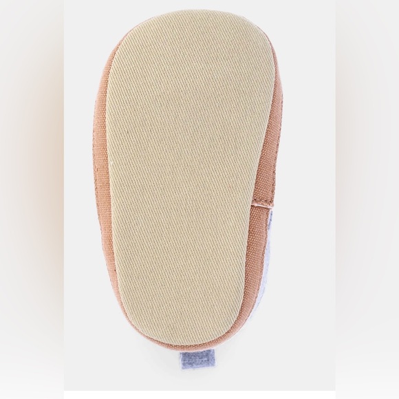 Carter's Gray Slip-On and Tan Lace-Up Baby Shoe Lot of 2 - Picture 6 of 10